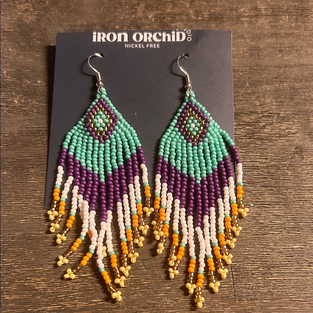 Iron Orchid -‎ Native Beaded Earrings